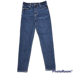 American Eagle 8 Short Curvy Super Hi-Rise Jegging